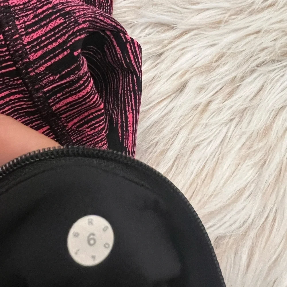 Lululemon Pace Rival Crop – Size 6
